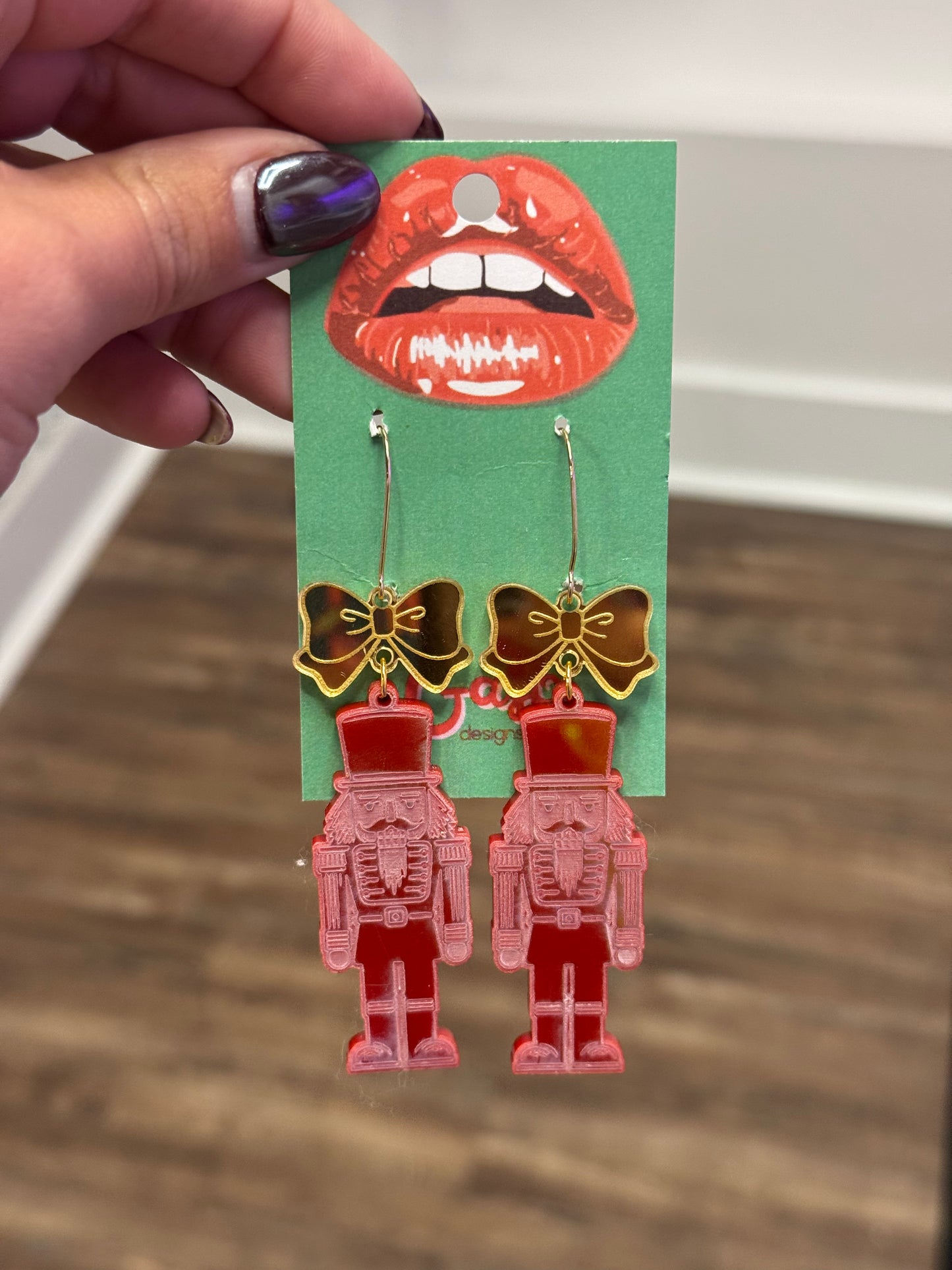 Bow Nutcracker